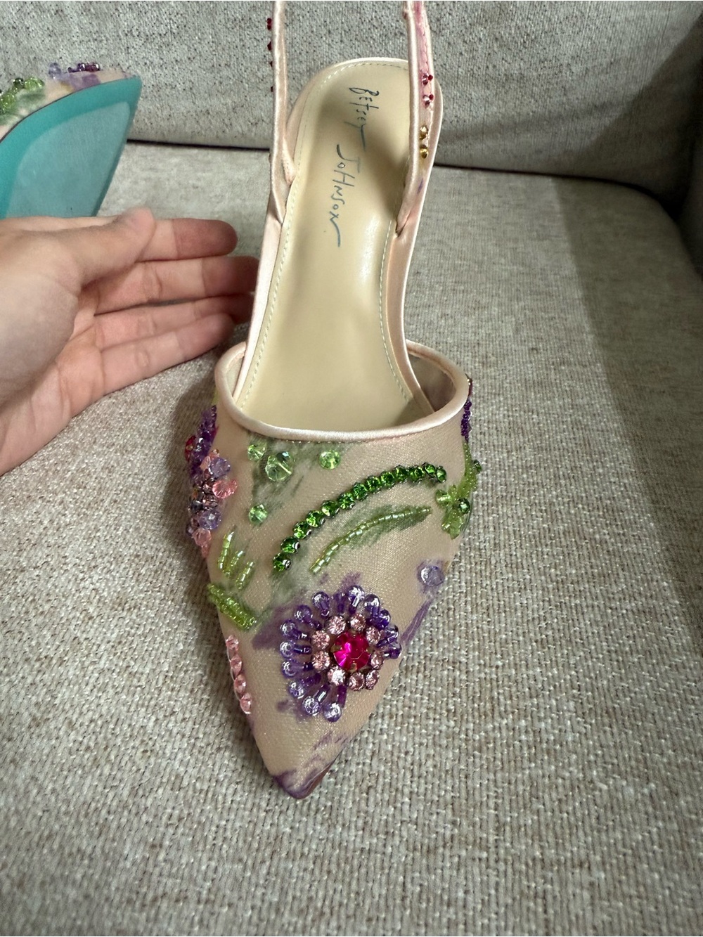 NEW Betsey Johnson Velma Jeweled Mesh Slingback Pumps Nude Floral Beaded US 7.5 - Picture 13 of 16